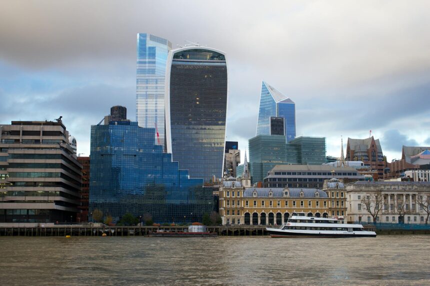 FCA Mandates Credit Data Sharing to Close Borrower File Gaps