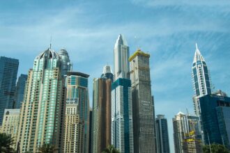 UAE Fintech Conundrum: Navigating Entry Strategies for Global Firms