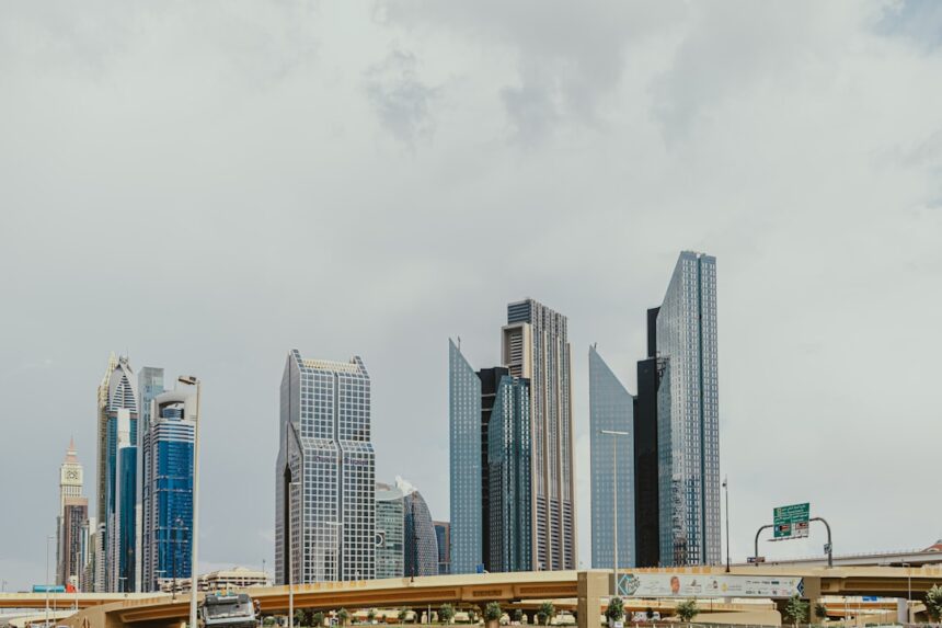 UAE Residents Face Savings Shortfall: Expert Insights