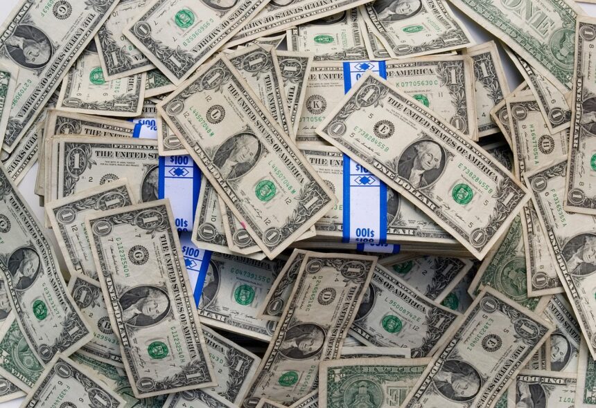 US Digital Dollar Ban: 6 Senators Defy the Tide